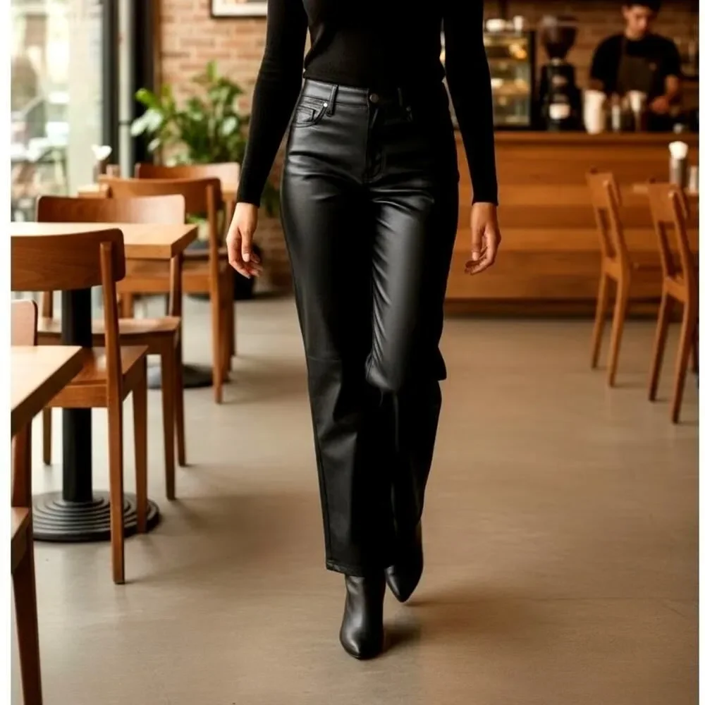 Sanctuary Women's Black Faux Leather Stretchy Pants w/Back Pockets - Size: M